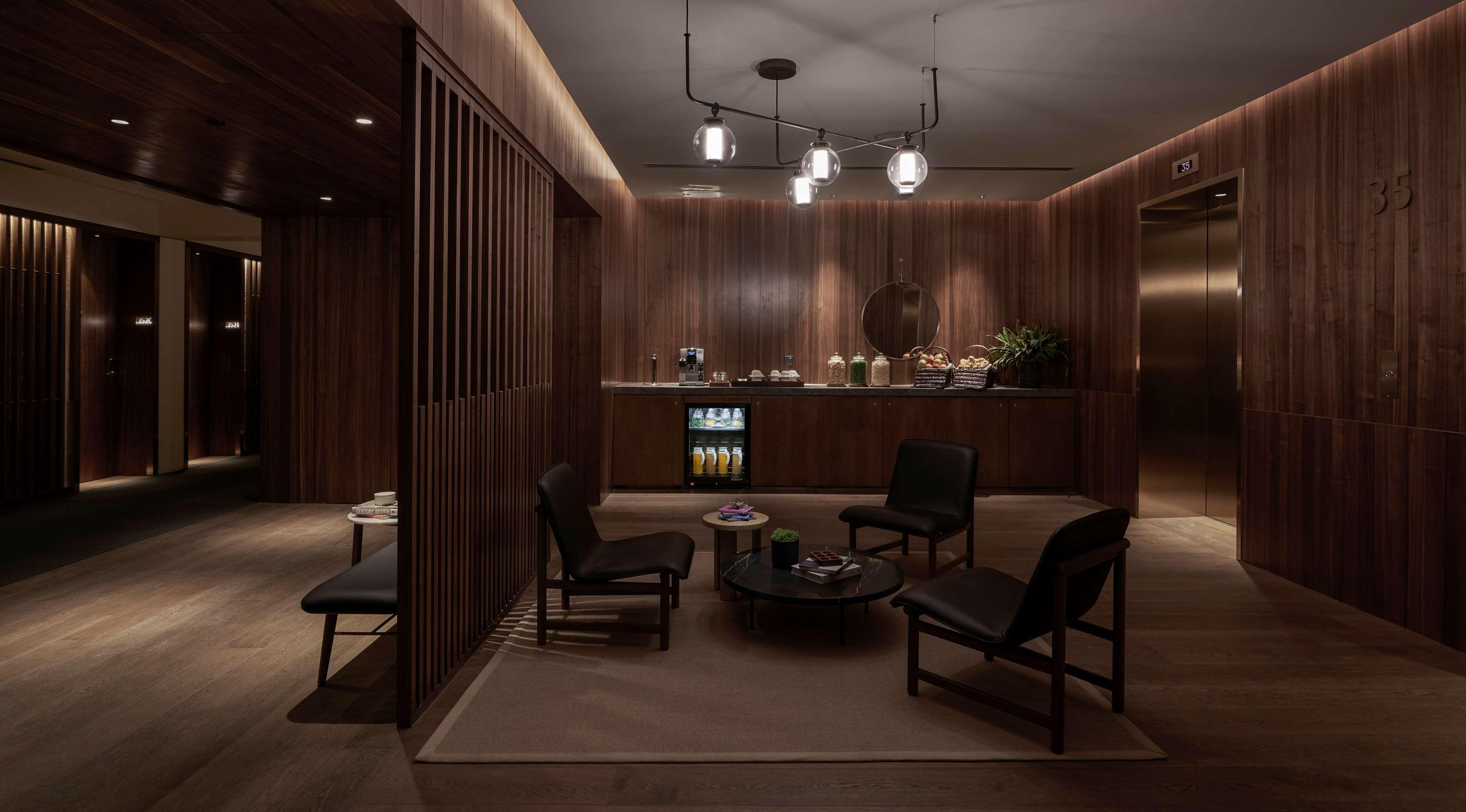 فندق أليلا بانجسار كوالا لمبور كوالالمبور المظهر الخارجي الصورة The private lounge at London Heathrow Airport